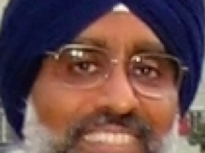Arun Malik headshot