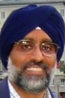 Arun Malik headshot
